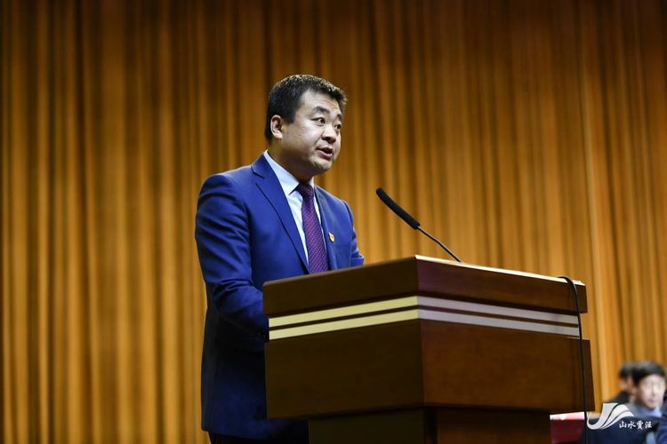 徐州工业园区管委会副主任,区经济发展局局长  刘永辉新时代呼唤新