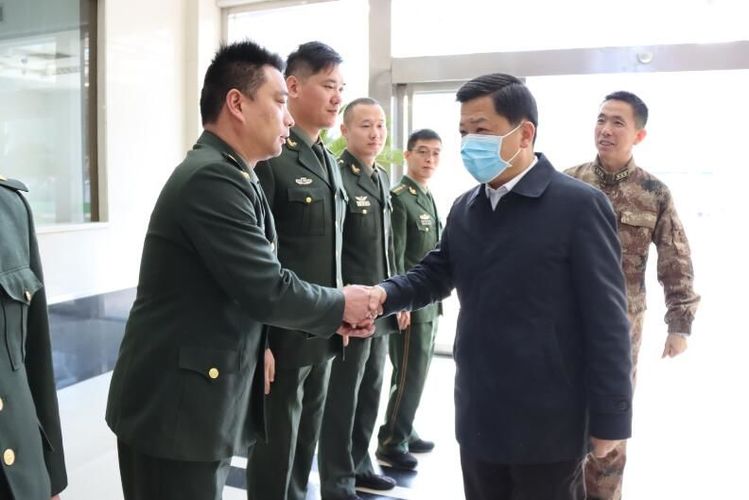 金坛的经济总量是多少_金坛二中黄老师照片