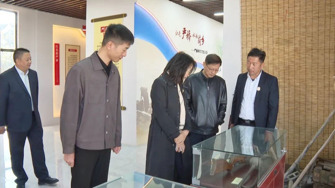 扬州市人大常委会领导来宝开展人大代表与选民“统一见面日”活动