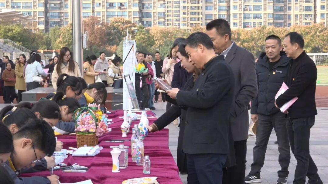 宝应县安宜实验学校开放日:探索党建与教育教学融合新路径