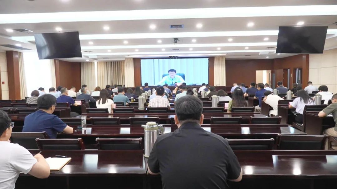 我县组织收看扬州市服务业发展推进大会