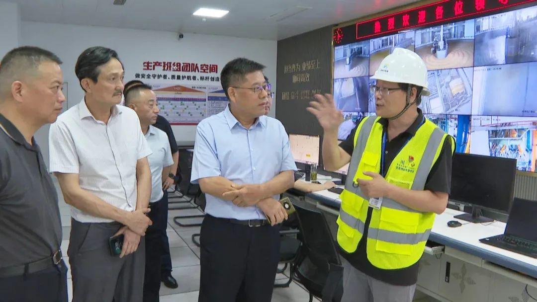 扬州市九届人大宝应第二代表小组调研全县农业产业化工作情况
