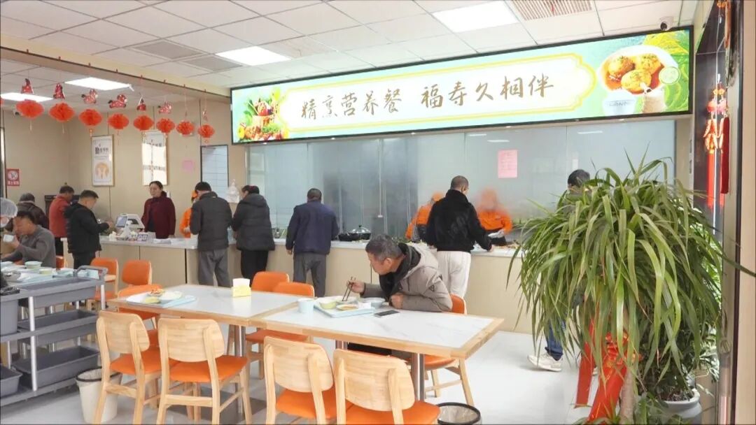 家门口的幸福“食”光：宝应县老年助餐点全年服务近20万人次